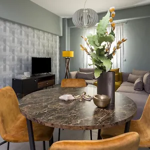 Hippy Designed 3bedroom In Heraklion (Crete)